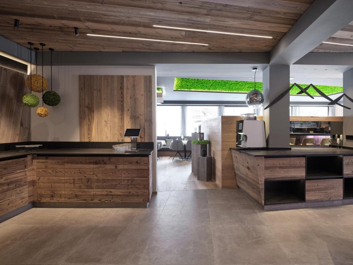 Hotel & Appartements Heigenhauser 瓦德林 外观 照片