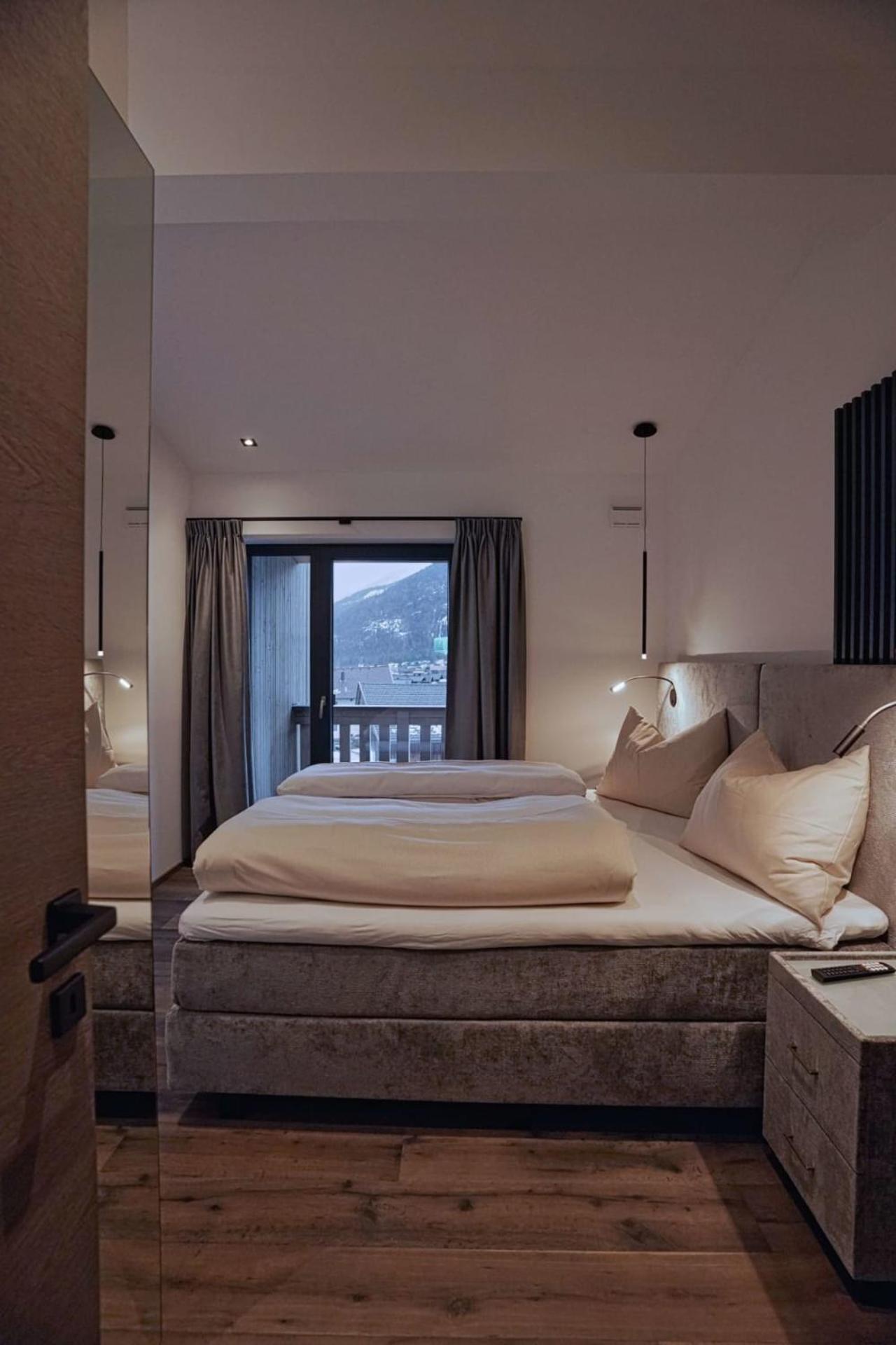 Hotel & Appartements Heigenhauser 瓦德林 外观 照片